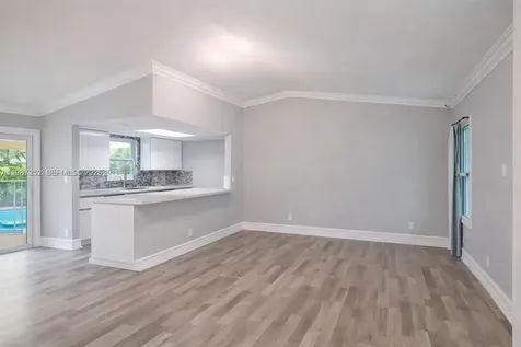 4541 SW 28th Terrace Dania Beach FL 33312