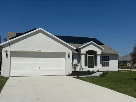 1001 SW Estaugh Avenue Port St. Lucie FL 34953