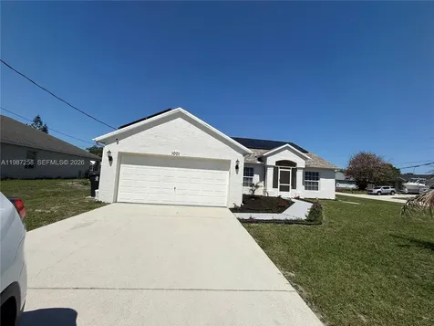 1001 SW Estaugh Avenue Port St. Lucie FL 34953