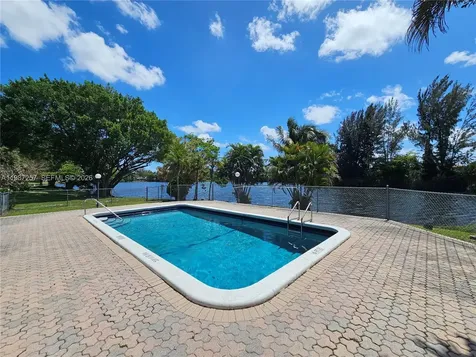 3301 Spanish Moss Terrace Lauderhill FL 33319