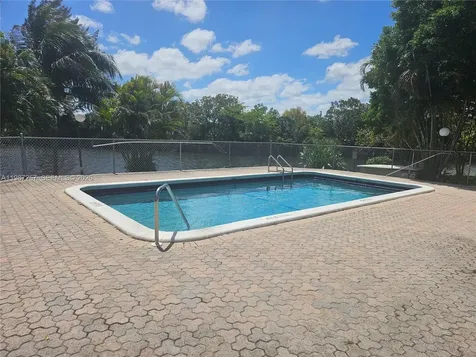 3301 Spanish Moss Terrace Lauderhill FL 33319