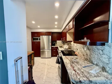 3180 S Ocean Drive Hallandale Beach FL 33009
