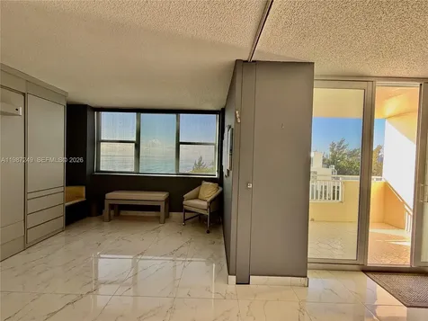 3180 S Ocean Drive Hallandale Beach FL 33009
