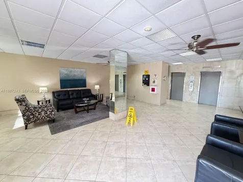 900 NE 18th Avenue Fort Lauderdale FL 33304