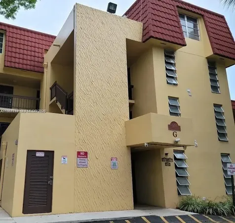 3253 Foxcroft Road Miramar FL 33025