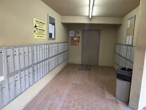 8615 NW 8th Street Miami FL 33126