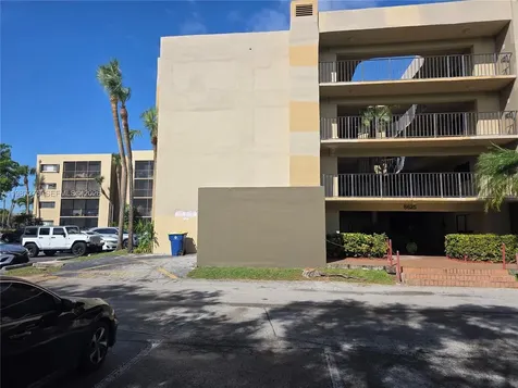 8615 NW 8th Street Miami FL 33126