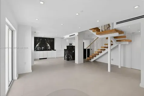 120 Jefferson Avenue Miami Beach FL 33139
