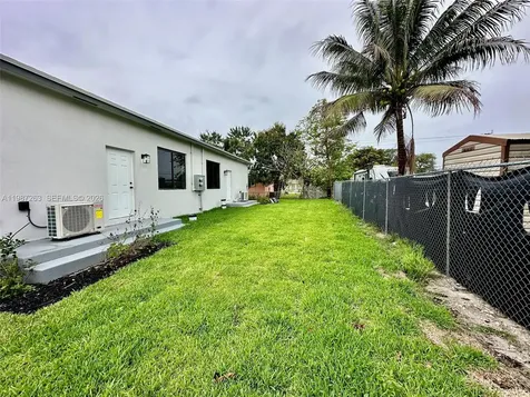 2399 NW 105th Street Miami FL 33147