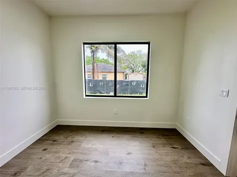 2399 NW 105th Street Miami FL 33147