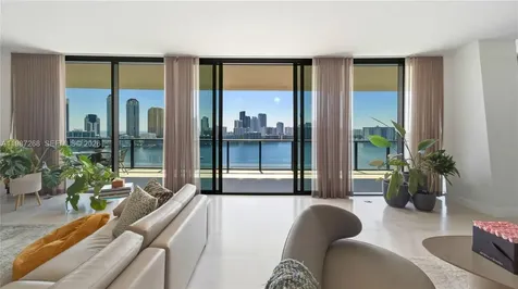 5000 Island Estates Drive Aventura FL 33160