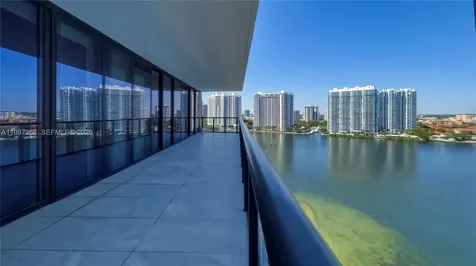 5000 Island Estates Drive Aventura FL 33160
