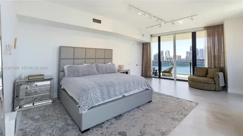 5000 Island Estates Drive Aventura FL 33160