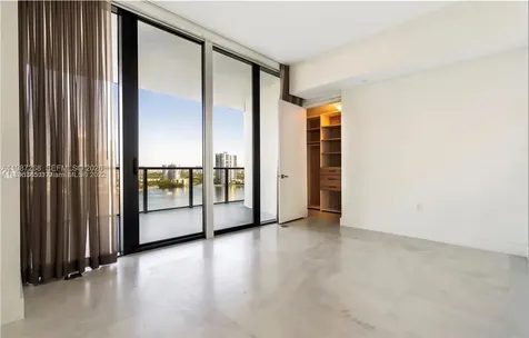 5000 Island Estates Drive Aventura FL 33160