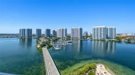 5000 Island Estates Drive Aventura FL 33160