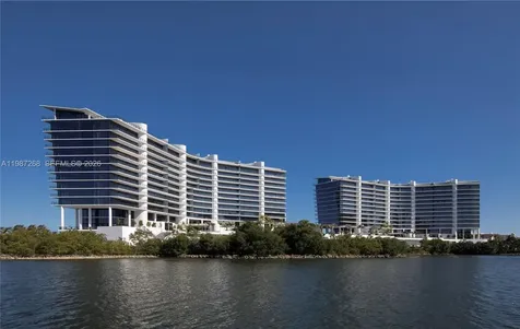 5000 Island Estates Drive Aventura FL 33160