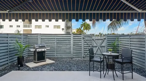 1501 SE 15th Street Fort Lauderdale FL 33316
