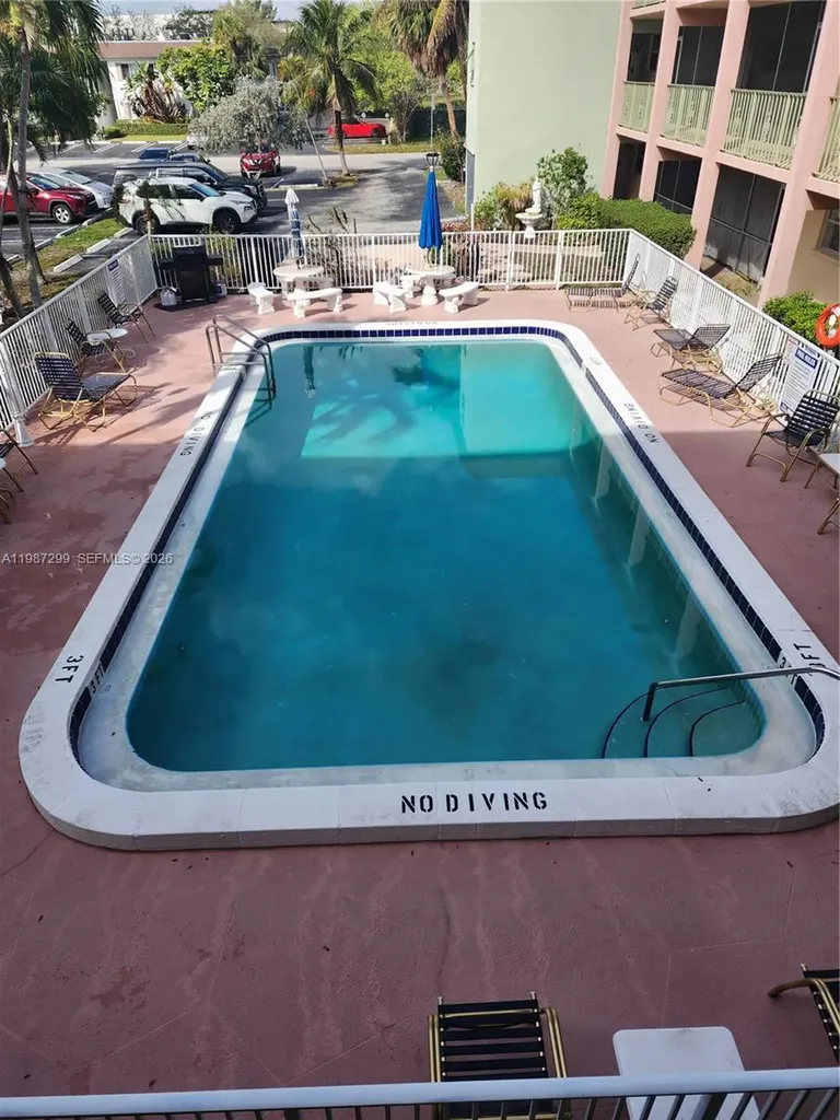 100 SE 6th Avenue Pompano Beach FL 33060