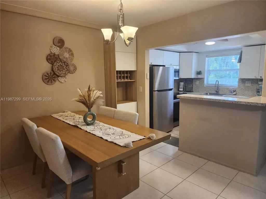 100 SE 6th Avenue Pompano Beach FL 33060