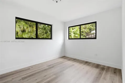 11434 SW 81st Road Pinecrest FL 33156