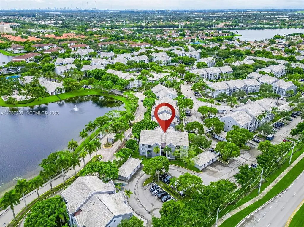11185 SW 6th Street Pembroke Pines FL 33025
