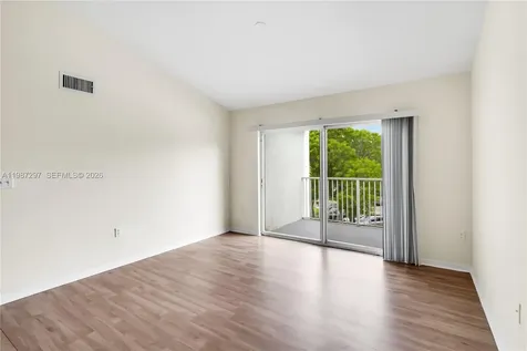 11185 SW 6th Street Pembroke Pines FL 33025
