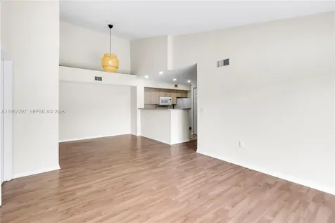 11185 SW 6th Street Pembroke Pines FL 33025