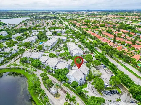 11185 SW 6th Street Pembroke Pines FL 33025