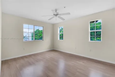 11185 SW 6th Street Pembroke Pines FL 33025