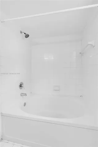 11185 SW 6th Street Pembroke Pines FL 33025