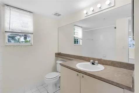 11185 SW 6th Street Pembroke Pines FL 33025