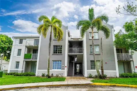 11185 SW 6th Street Pembroke Pines FL 33025