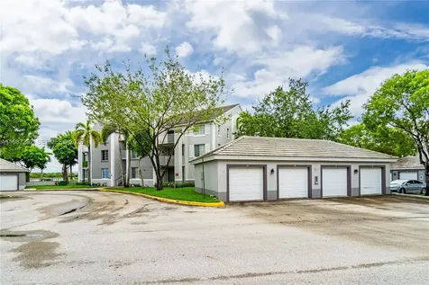 11185 SW 6th Street Pembroke Pines FL 33025