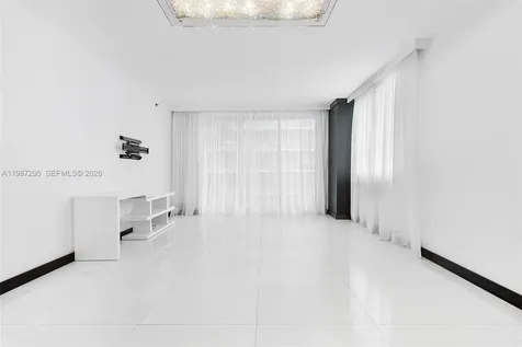 55 SE 6th Street Miami FL 33131