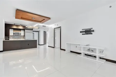 55 SE 6th Street Miami FL 33131