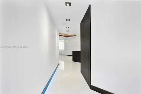 55 SE 6th Street Miami FL 33131