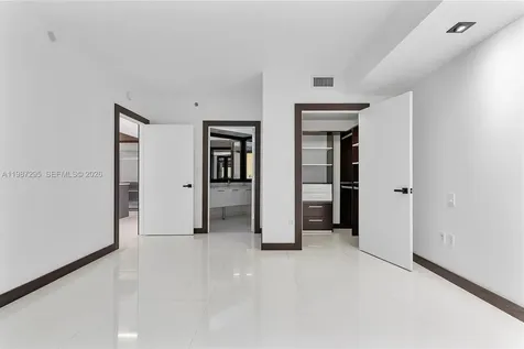 55 SE 6th Street Miami FL 33131