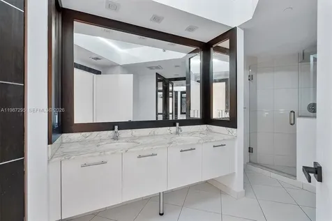 55 SE 6th Street Miami FL 33131