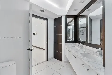 55 SE 6th Street Miami FL 33131