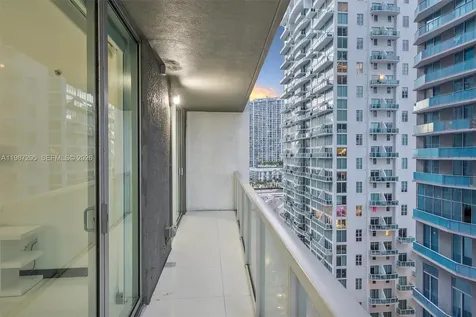 55 SE 6th Street Miami FL 33131