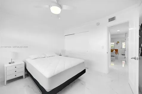 580 Egret Drive Hallandale Beach FL 33009