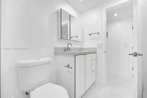 580 Egret Drive Hallandale Beach FL 33009
