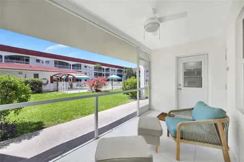 580 Egret Drive Hallandale Beach FL 33009