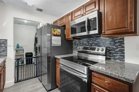 3320 NW 18th Street Lauderhill FL 33311