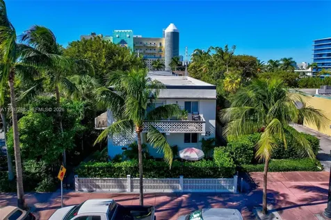 428 Collins Avenue Miami Beach FL 33139