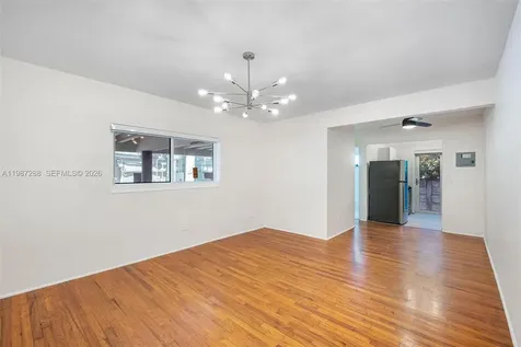 428 Collins Avenue Miami Beach FL 33139