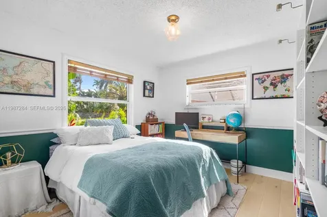 1724 SW 4th Street Fort Lauderdale FL 33312