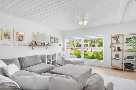1724 SW 4th Street Fort Lauderdale FL 33312