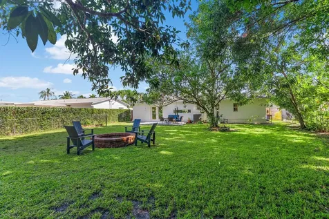 1724 SW 4th Street Fort Lauderdale FL 33312