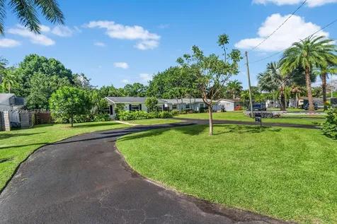 1724 SW 4th Street Fort Lauderdale FL 33312
